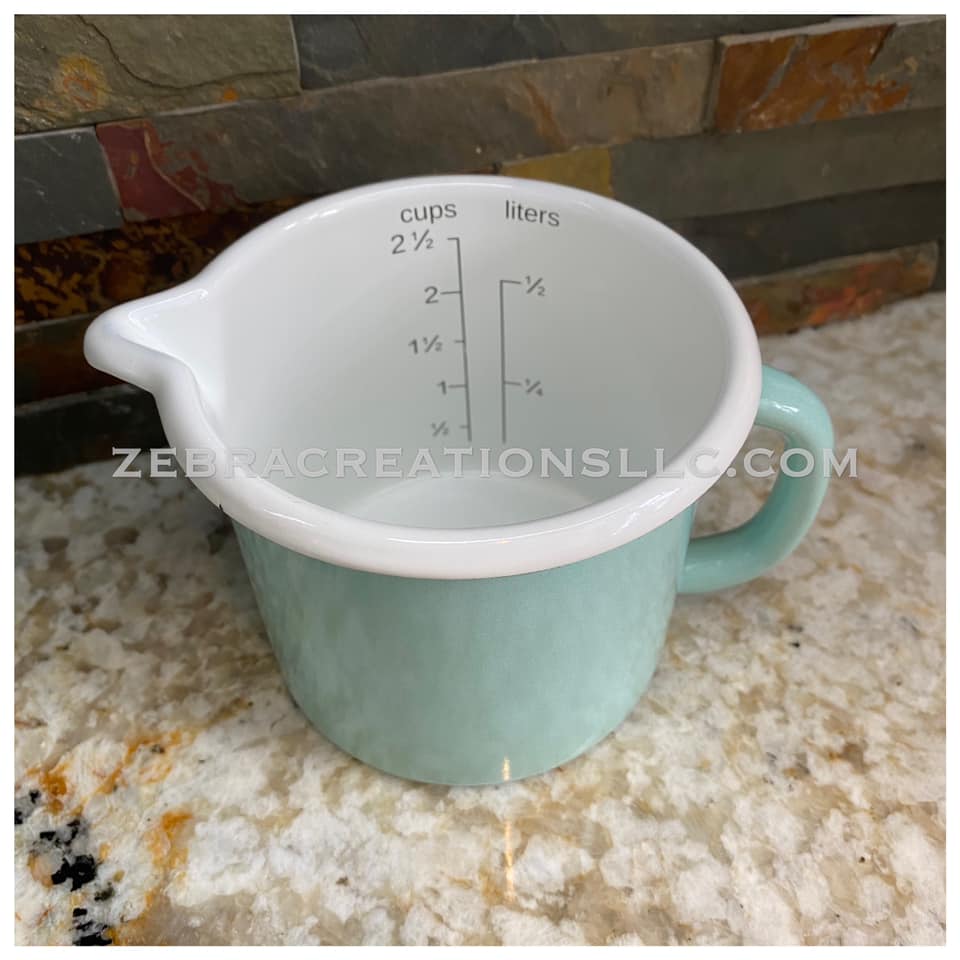 2.5 cup Enamelware Measuring Cup