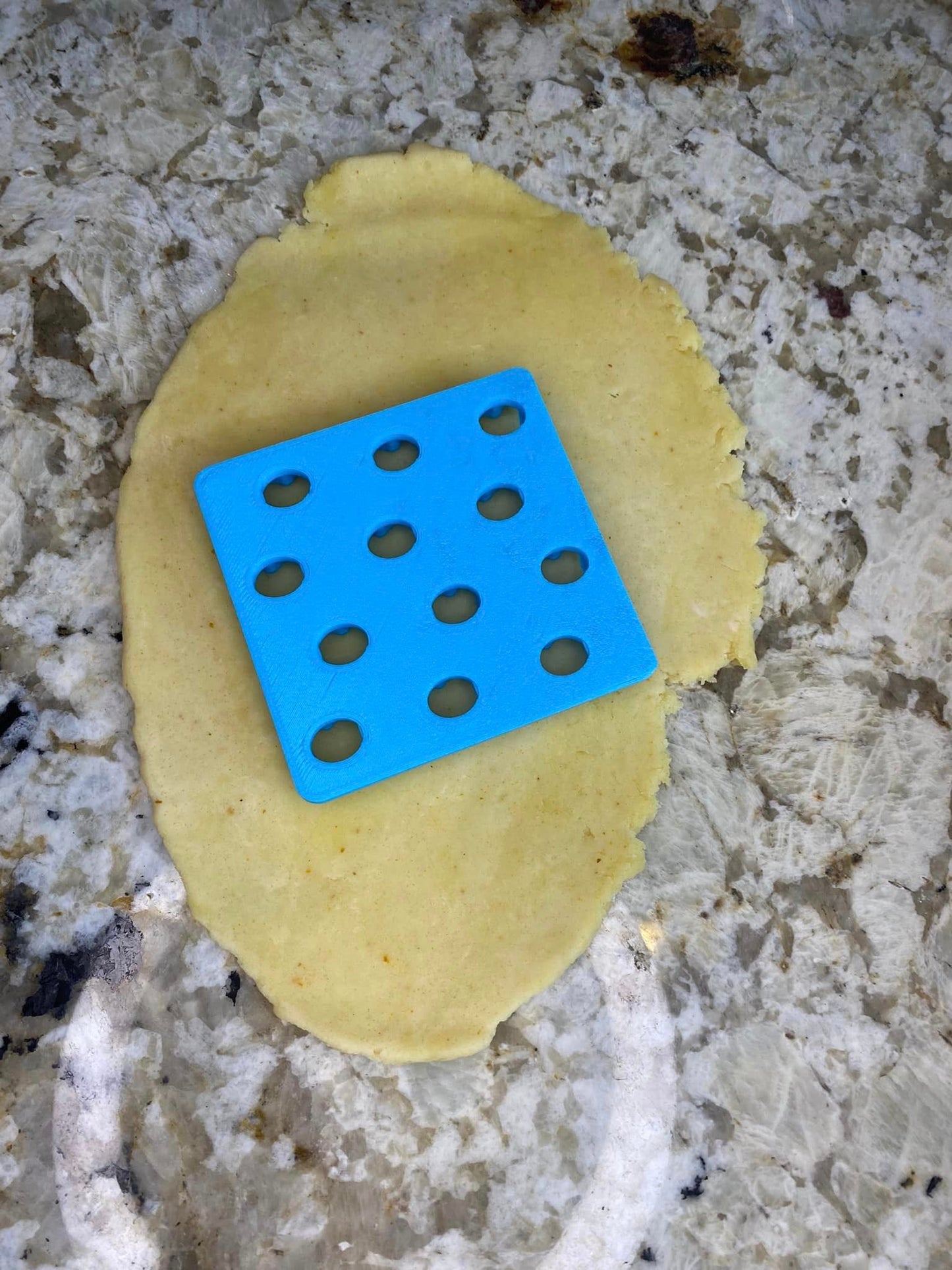 Goldfish Cutter