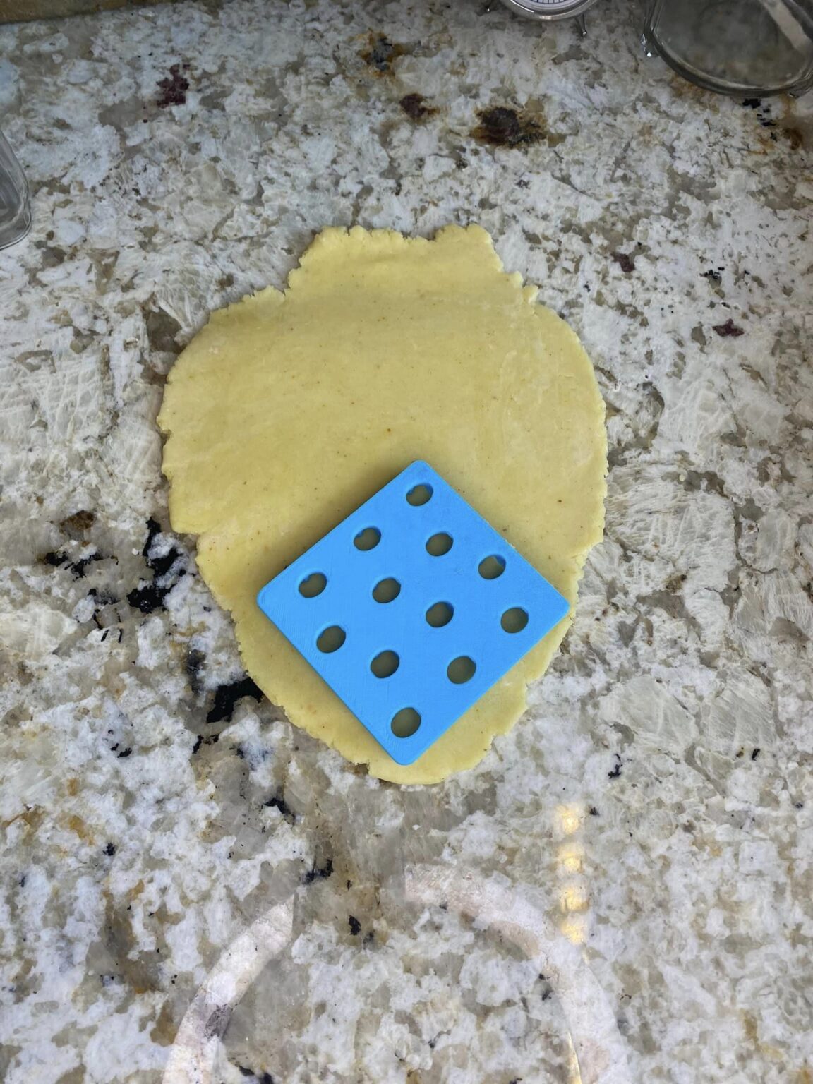 Goldfish Cutter