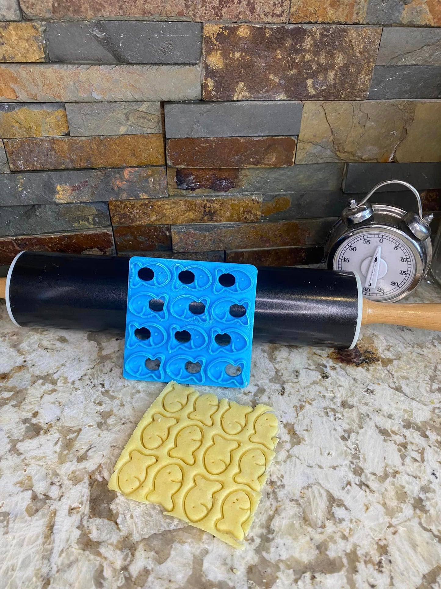 Goldfish Cutter