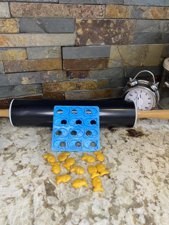 Goldfish Cutter