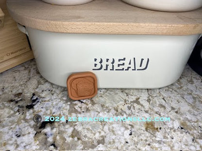 Bread & Muffin Savers made in the USA