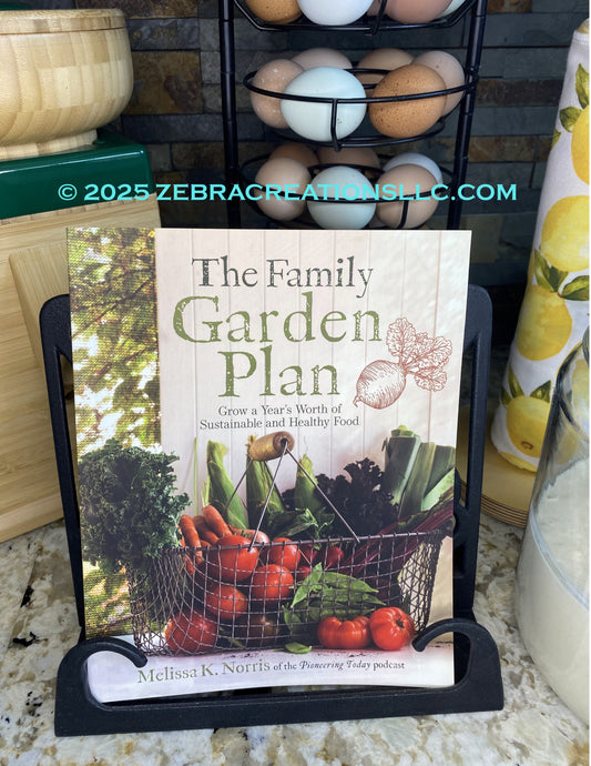 The Family Garden Plan - Grow a Year’s Worth of Sustainable and Healthy Food