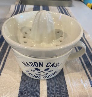 Mason Cash Varsity Mason Cash Varsity Ceramic Juicer & Jug Cream