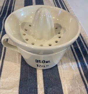 Mason Cash Varsity Mason Cash Varsity Ceramic Juicer & Jug Cream